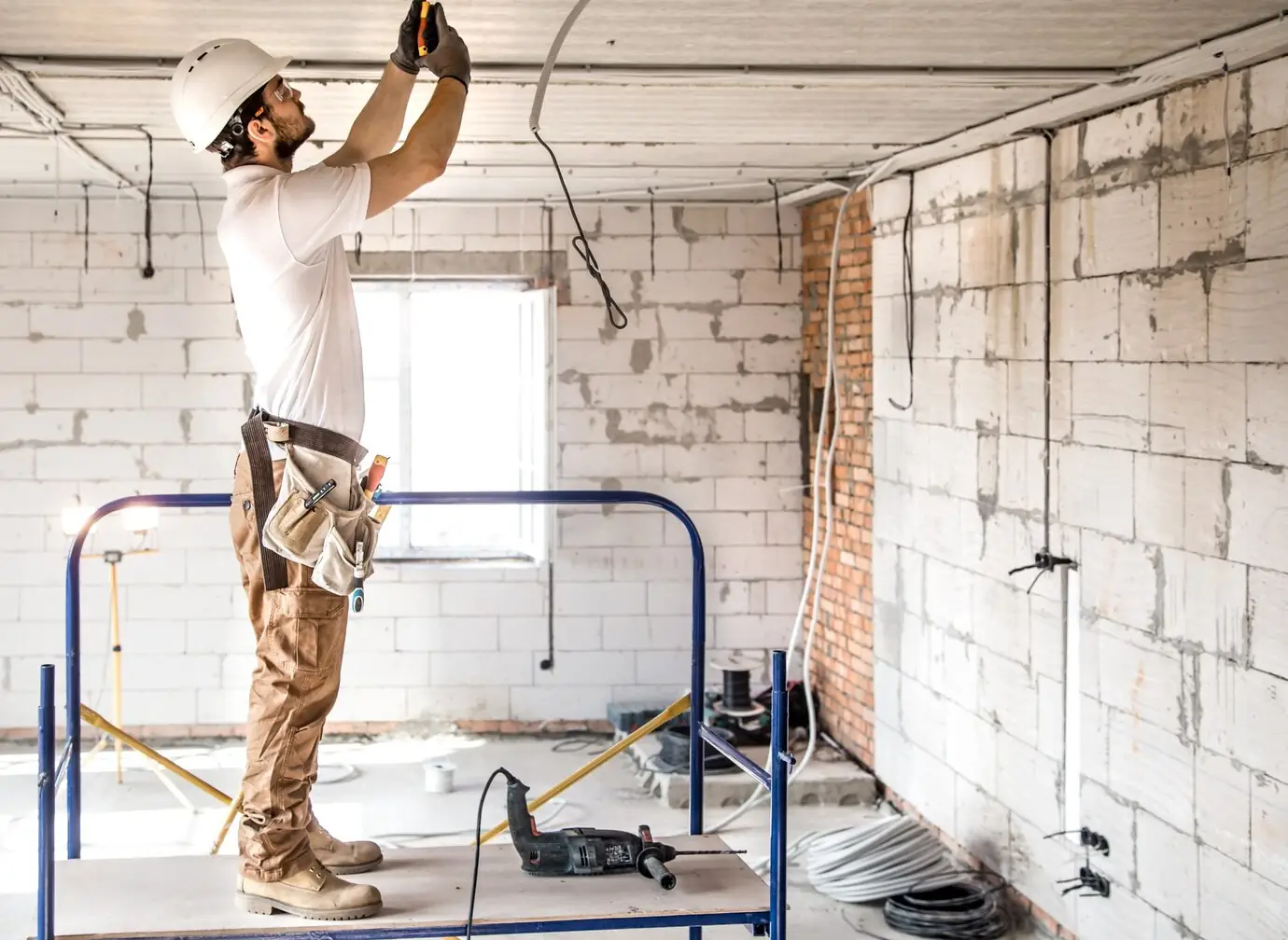 Ceiling Repairs | Fix Cracks, Water Damage, and Sagging